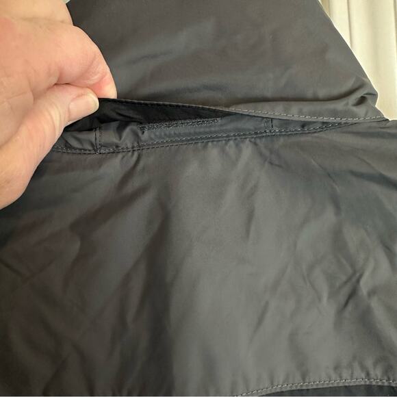 Columbia Windbreaker Gray Black Size Medium Hood Toggle Cinch Waist - Picture 7 of 8